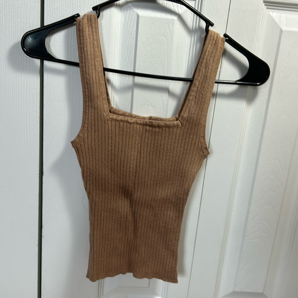 x small tan stretchy tank top